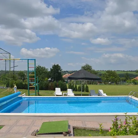 게스트하우스 Erida - до русе Trastenik